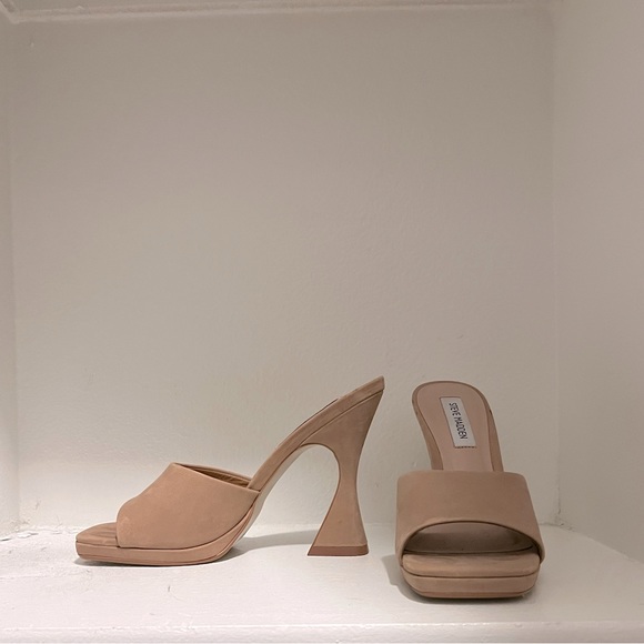 Steve Madden, nude, heeled sandals - Picture 1 of 4